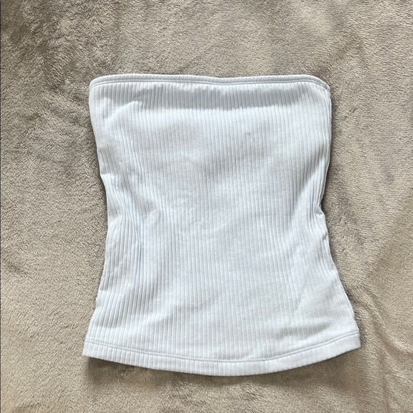 Old Navy Tops - Old Navy White Ribbed Tank Top
